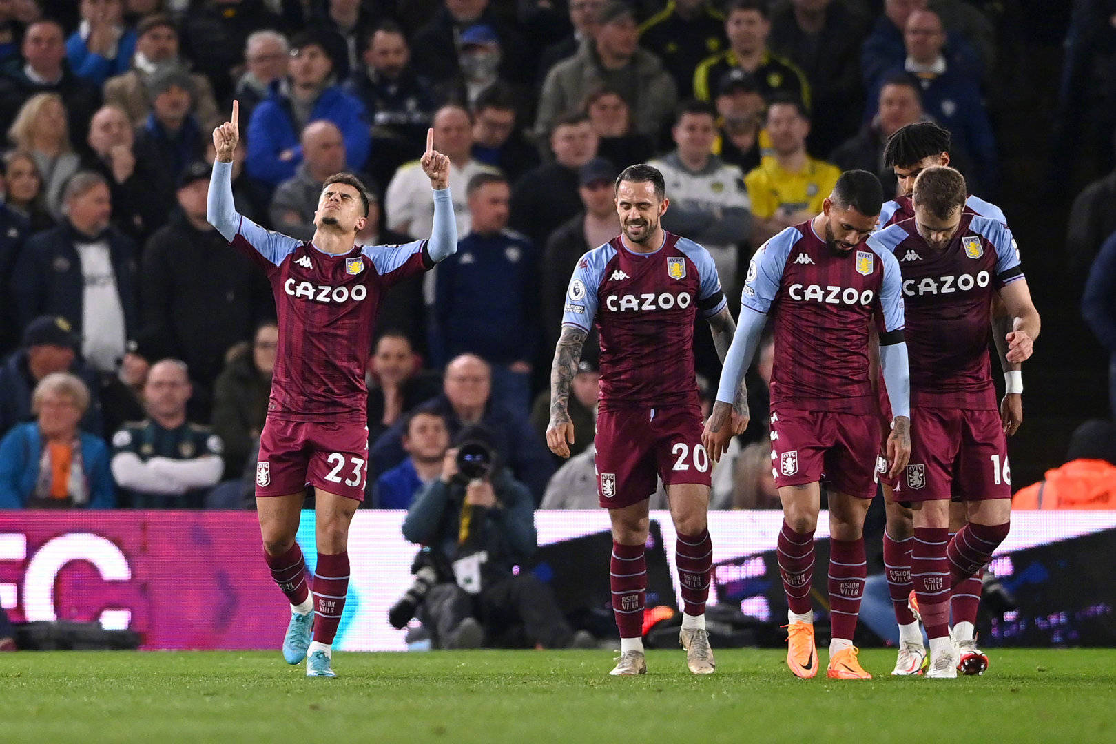 不断完善自 不断完善自